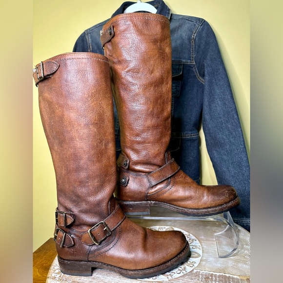 EUC Frye “Veronica” Backzip Leather Boots with Buckles and Snap Details Size 7.5 - Picture 6 of 14